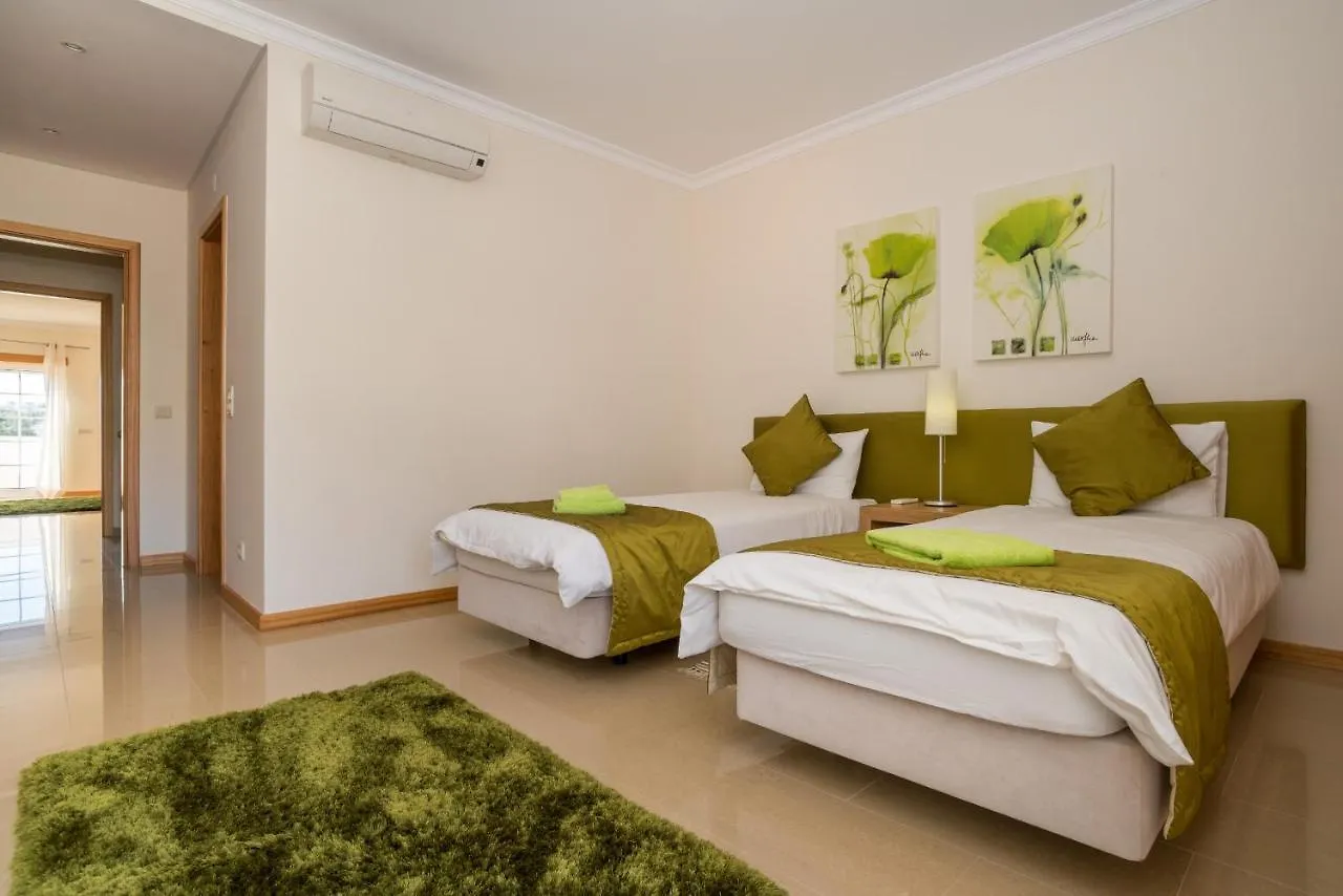 Charming Family Townhouse In Albufeira, Algarve Villa